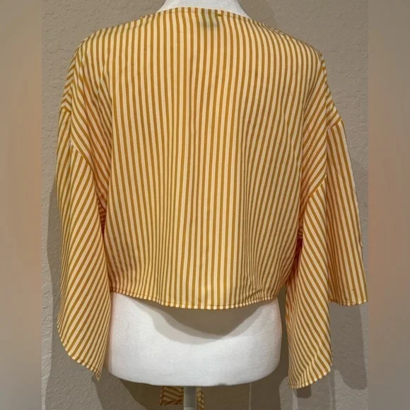 SHEIN Curve Angled Bell Sleeve Tie Front Striped Bolero Shrug Size XL - Picture 3 of 9